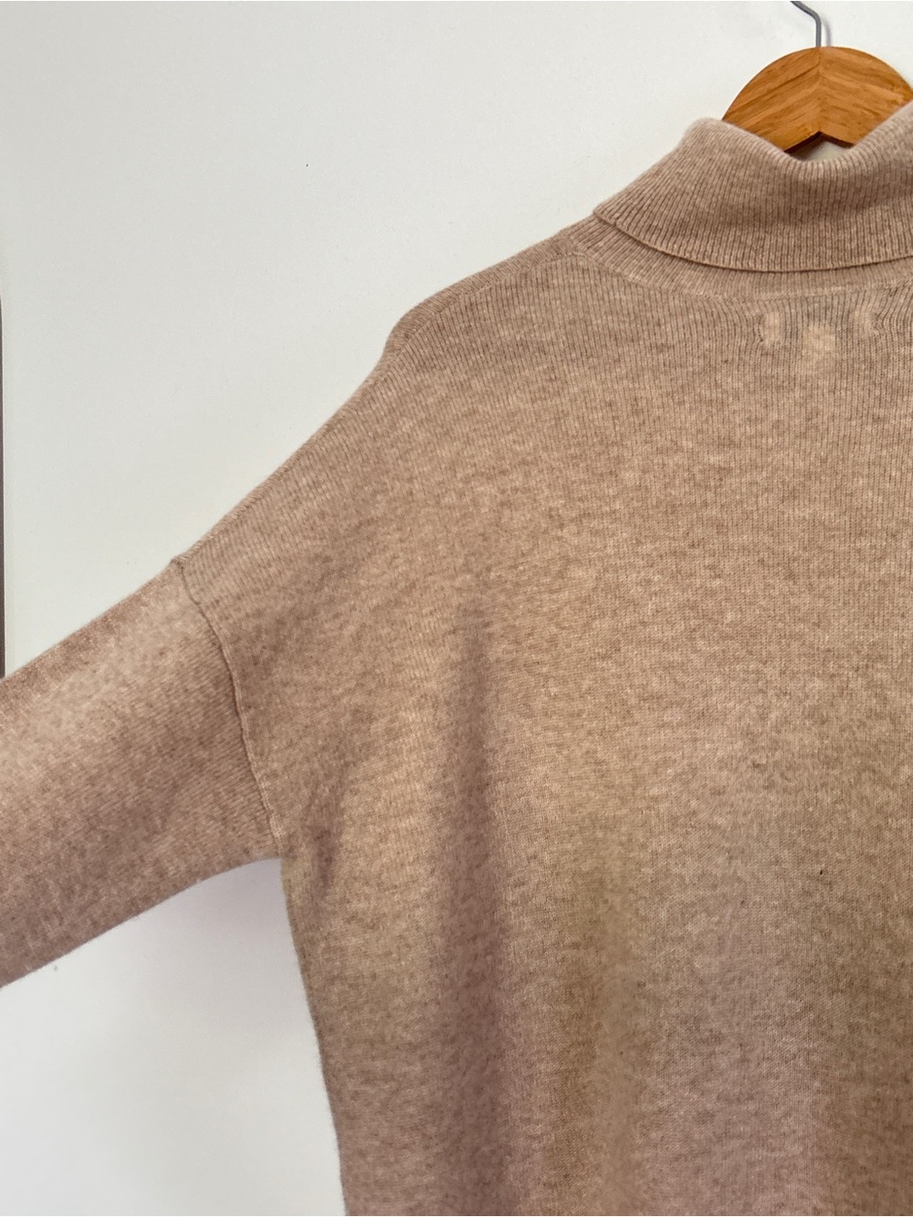 Nordstrom 100% Cashmere Turtleneck Sweater Size XL Preppy Minimalist Neutral b76 - Picture 11 of 14